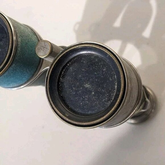 Vintage WORLD WAR II Army Binoculars CANADA Brass Military Spec Antique - Picture 7 of 12